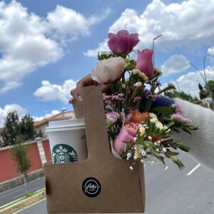 Detalle Floral "Coffee & Blooms"