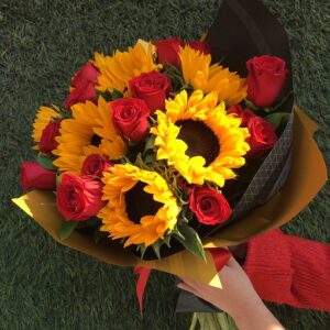 Ramo Girasoles y Rosas